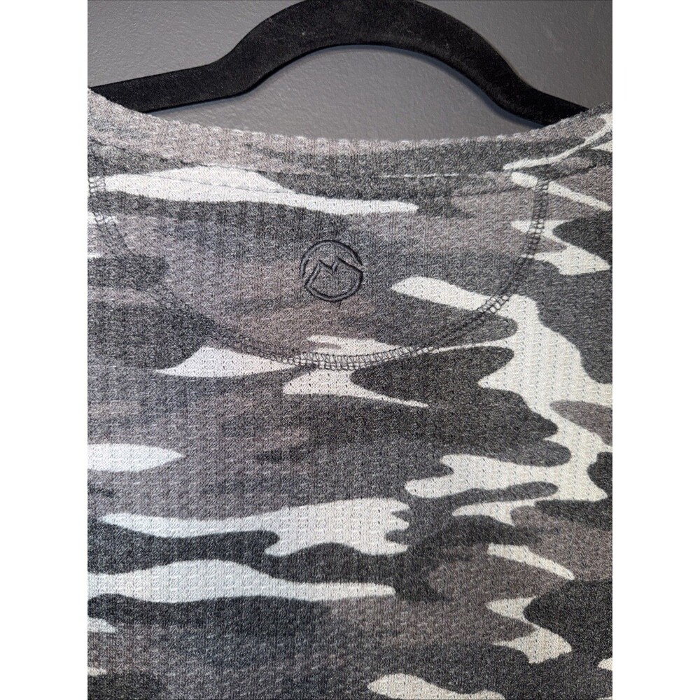 Magellan Outdoors Women's Long Sleeve Shirt Boyfriend Fit, Camo Size XL - Picture 8 of 8